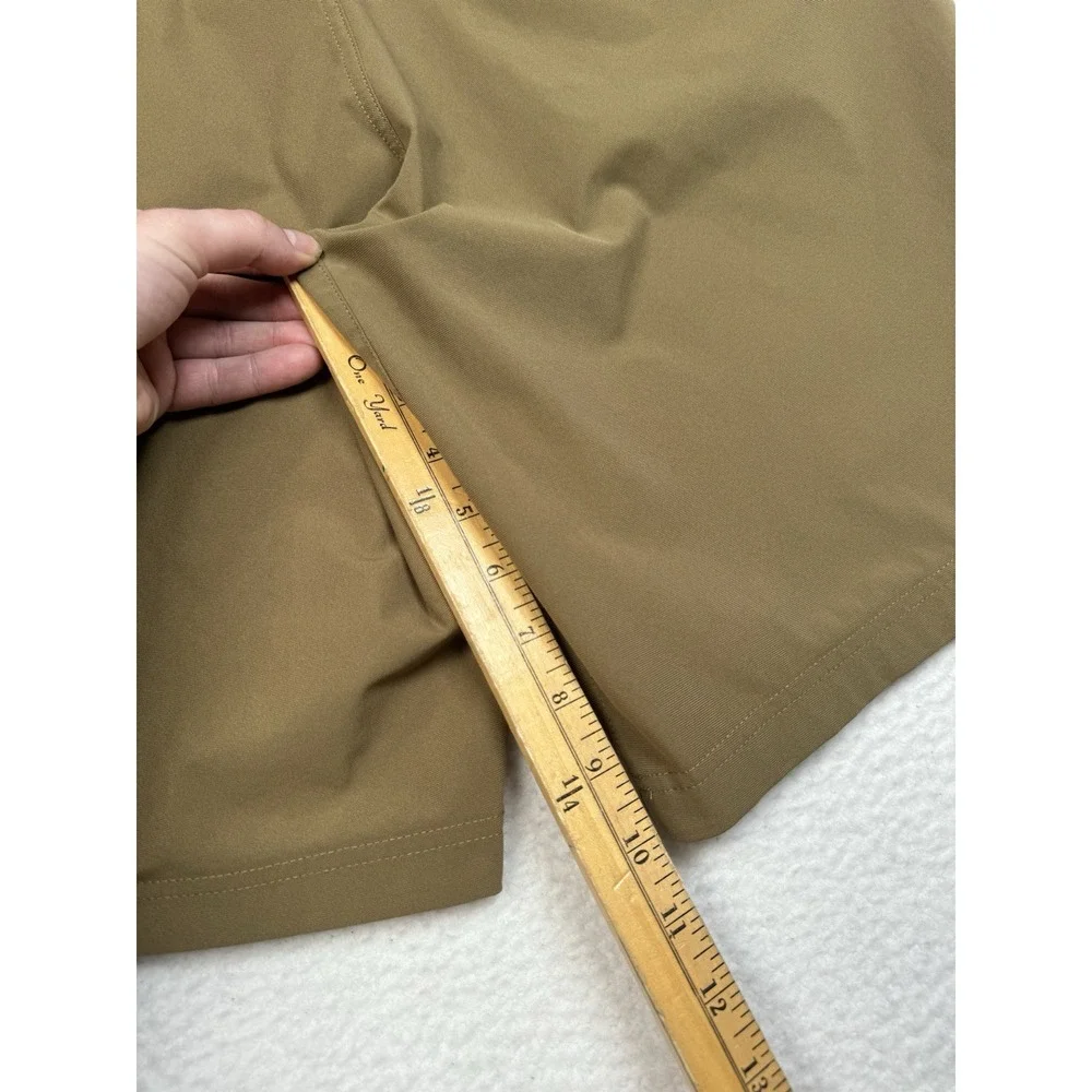 LULULEMON Men's Khaki Shorts Nylon - 32